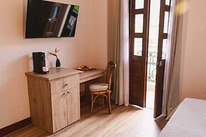 WR BOUTIQUE HOTEL