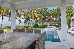 5BR Oceanfront Golf Estate w Pool Private Chef