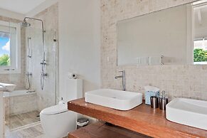 5BR Oceanfront Golf Estate w Pool Private Chef