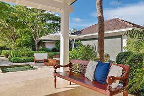 5BR Oceanfront Golf Estate w Pool Private Chef