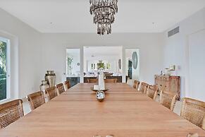 5BR Oceanfront Golf Estate w Pool Private Chef