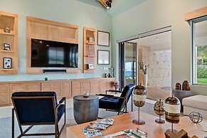 Exquisite Villa w Stunning Ocean Views Gym Golf