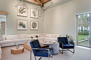 Exquisite Villa w Stunning Ocean Views Gym Golf