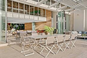 Architectural Oceanfront Masterpiece w Pool
