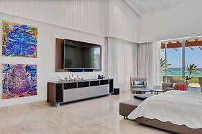 Architectural Oceanfront Masterpiece w Pool
