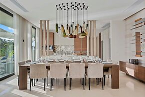 Gorgeous Beach House Perched Right Over the Ocean