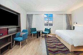 Hampton By Hilton Sandton Grayston