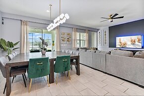 Beautiful 12bed 11 5bath House At Bella Vida