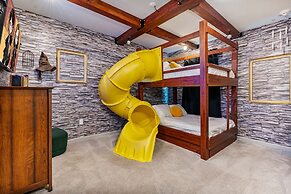 Beautiful 12bed 11 5bath House At Bella Vida