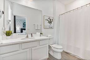 Beautiful 12bed 11 5bath House At Bella Vida