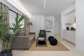 Momo Suites Acropolis by Aura Homes