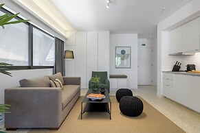 Momo Suites Acropolis by Aura Homes