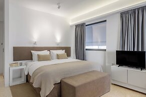 Momo Suites Acropolis by Aura Homes