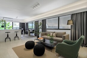 Momo Suites Acropolis by Aura Homes