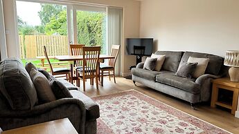 19 Snowdon Apartment