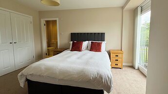 19 Snowdon Apartment