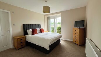 19 Snowdon Apartment