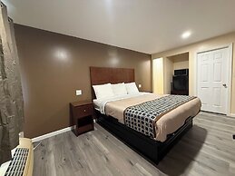 Travelers Motor Lodge