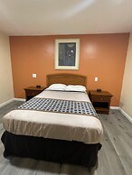 Travelers Motor Lodge
