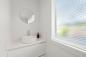 Beach Haven - Gorgeous 2 Bedroom House