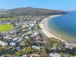 Beach Haven - Gorgeous 2 Bedroom House