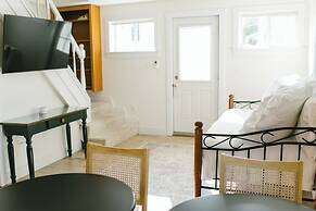Greenleaf Inn