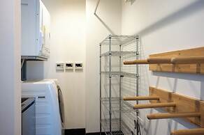 Escarpment House by H2 Life