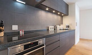 Escarpment House by H2 Life