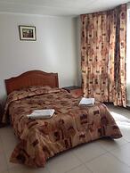 Hostal Aziri Puno