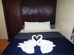 Hotel Shrimmaya
