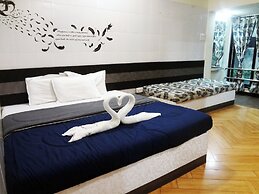 Hotel Shrimmaya