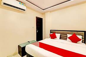 Goroomgo Madhav Inn Lucknow