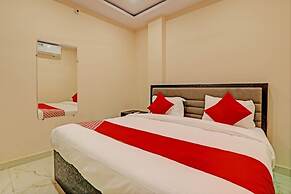 Goroomgo Madhav Inn Lucknow