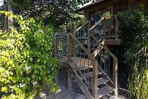 Quinta Pavo Real Complex by Acomodo