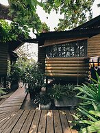 Quinta Pavo Real Complex by Acomodo