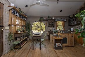 Quinta Pavo Real Complex by Acomodo