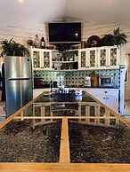 Quinta Pavo Real Complex by Acomodo