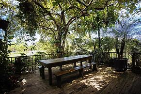 Quinta Pavo Real Complex by Acomodo