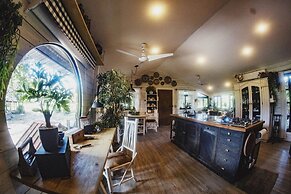 Quinta Pavo Real Complex by Acomodo