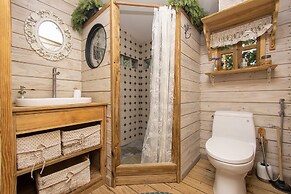 Quinta Pavo Real Complex by Acomodo