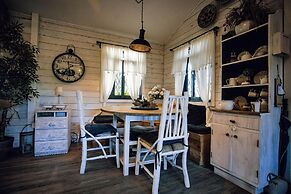 Quinta Pavo Real Complex by Acomodo