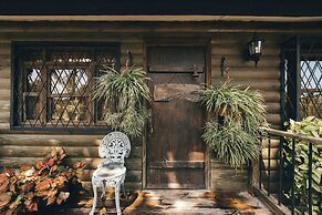 Quinta Pavo Real Complex by Acomodo