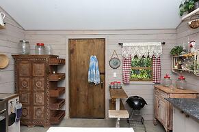 Quinta Pavo Real Complex by Acomodo