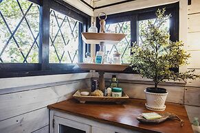 Quinta Pavo Real Complex by Acomodo