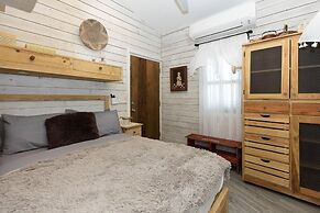 Quinta Pavo Real Complex by Acomodo