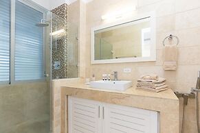 The Surf-point Condo by Acomodo Riomar