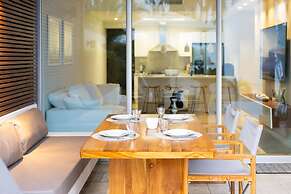 The Surf-point Condo by Acomodo Riomar