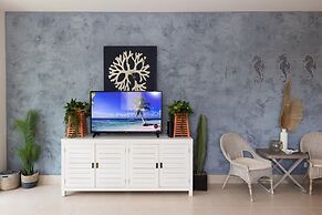 The Charming Condo by Acomodo