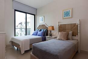 The Charming Condo by Acomodo