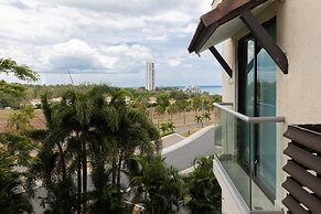 The Charming Condo by Acomodo